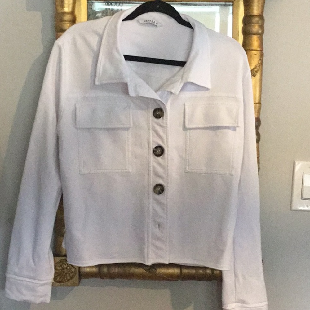 Zenara woman cropped button down jacket